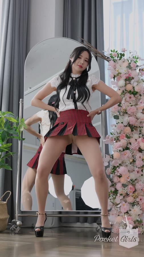 [视频/4K]性感美女学生制服超短裙透明丝袜慢摇舞蹈高清特写-神美视频